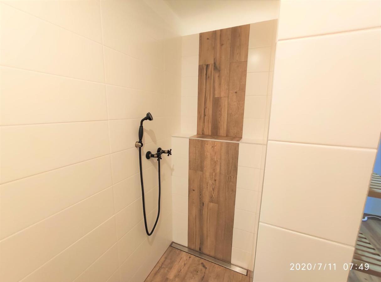 Apartman Lenka II Borsice Εξωτερικό φωτογραφία